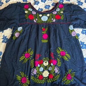 Siren xxl Mexican peasant top embroidered